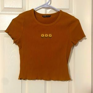 Juniors Cropped Ruffled Sunflower Top